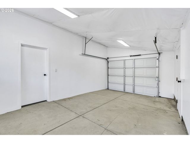 2934 Se 16TH Ave, Portland, OR 97202