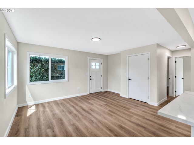2934 Se 16TH Ave, Portland, OR 97202