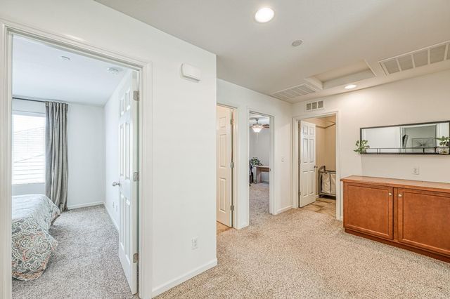 3257 Descanso, Clovis, CA 93619