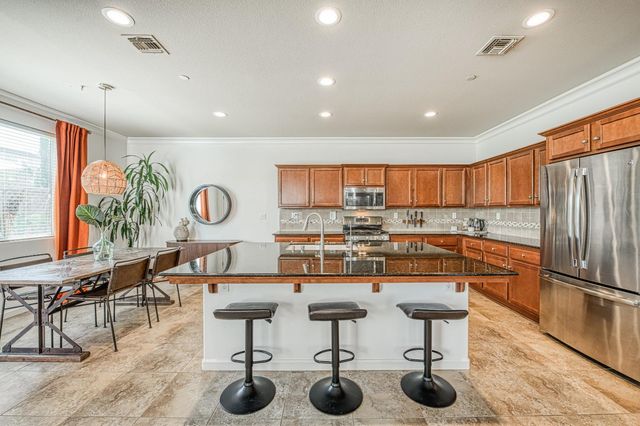 3257 Descanso, Clovis, CA 93619