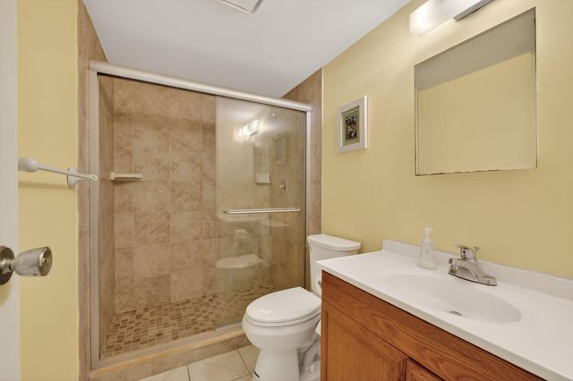 2950 SE Ocean 135-7, Stuart, FL 34996