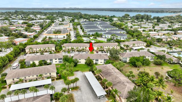 2950 SE Ocean 135-7, Stuart, FL 34996