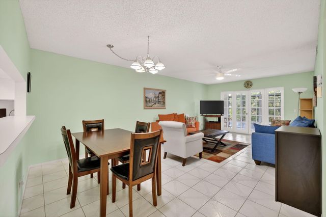 2950 SE Ocean 135-7, Stuart, FL 34996