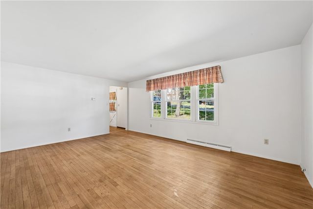 690 Blue Ridge Rd, Plum Boro, PA 15239