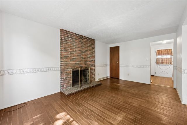 690 Blue Ridge Rd, Plum Boro, PA 15239