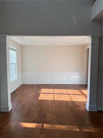 555 Midhurst Place, Johns Creek, GA 30024