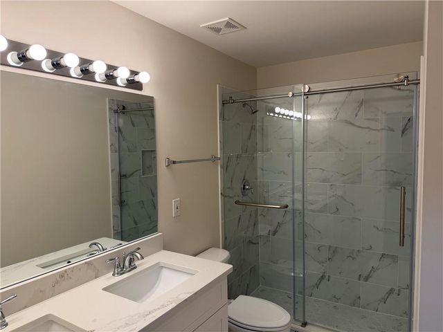 555 Midhurst Place, Johns Creek, GA 30024