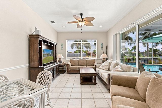 136 PECKHAM STREET SE, Port Charlotte, FL 33952