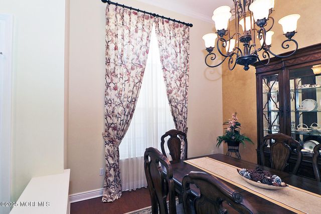 28 Portland Street, Barnegat, NJ 08005