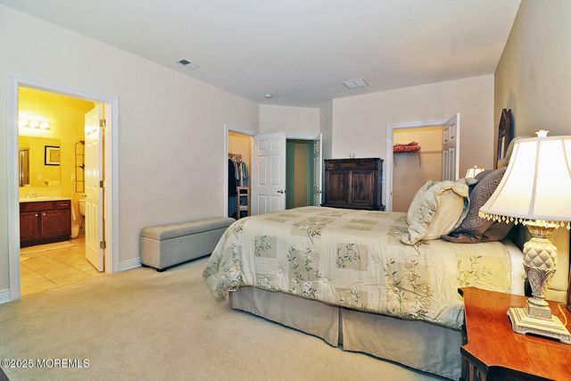 28 Portland Street, Barnegat, NJ 08005