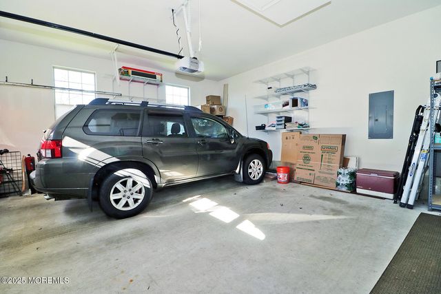 28 Portland Street, Barnegat, NJ 08005