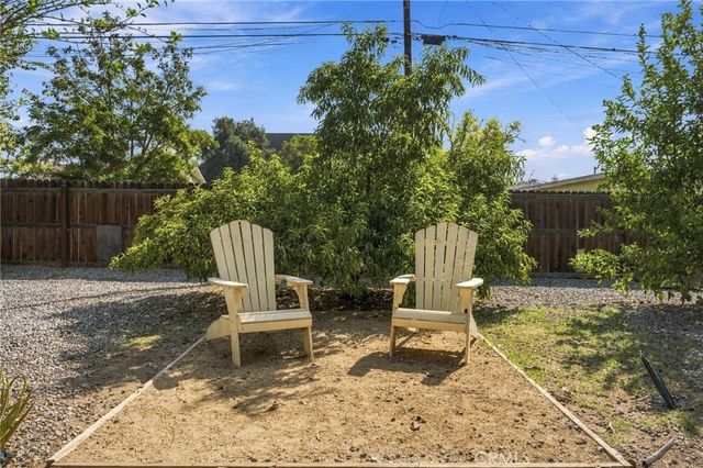 1625 Genevieve, San Bernardino, CA 92405