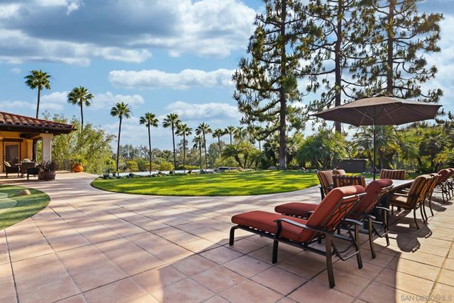 16822 Zumaque St, Rancho Santa Fe, CA 92067