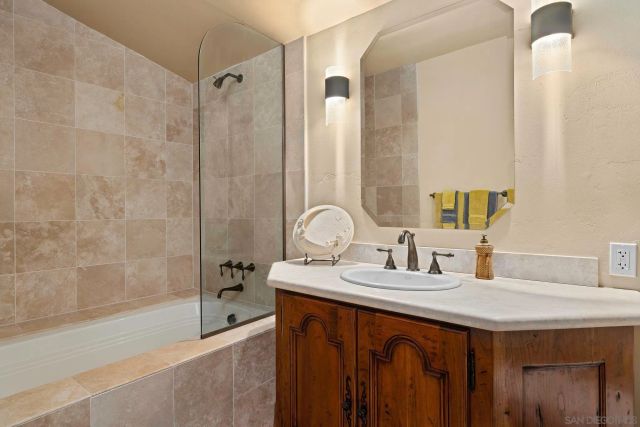 16822 Zumaque St, Rancho Santa Fe, CA 92067