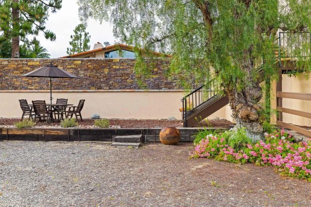 16822 Zumaque St, Rancho Santa Fe, CA 92067