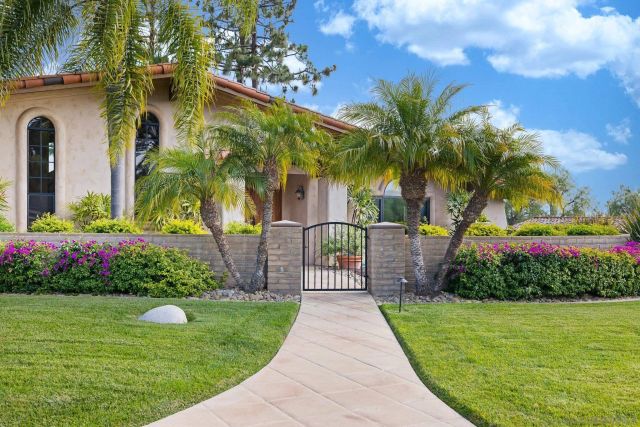 16822 Zumaque St, Rancho Santa Fe, CA 92067