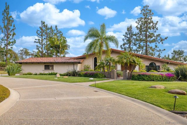 16822 Zumaque St, Rancho Santa Fe, CA 92067