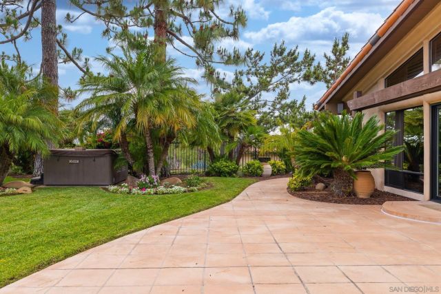 16822 Zumaque St, Rancho Santa Fe, CA 92067