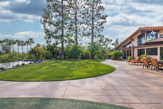 16822 Zumaque St, Rancho Santa Fe, CA 92067