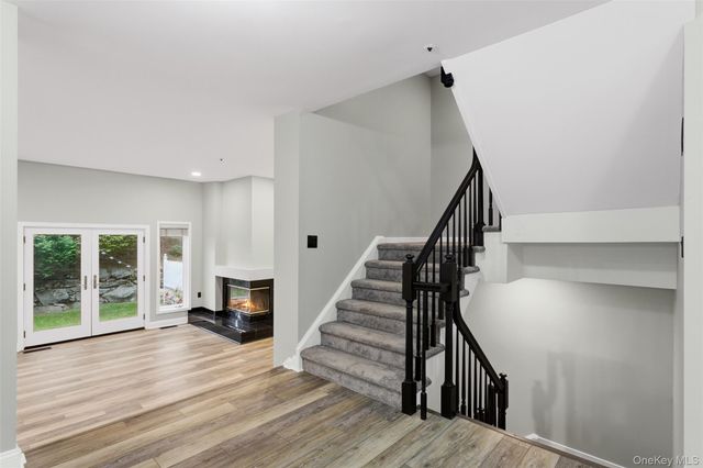 135 Boulder Ridge Road E-87, Scarsdale, NY 10583