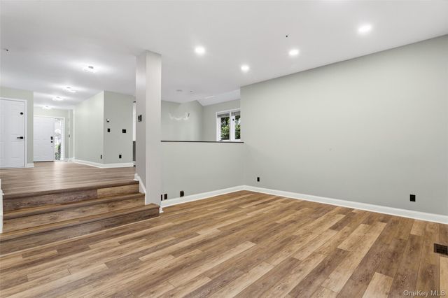 135 Boulder Ridge Road E-87, Scarsdale, NY 10583
