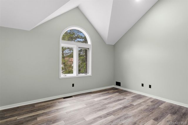 135 Boulder Ridge Road E-87, Scarsdale, NY 10583