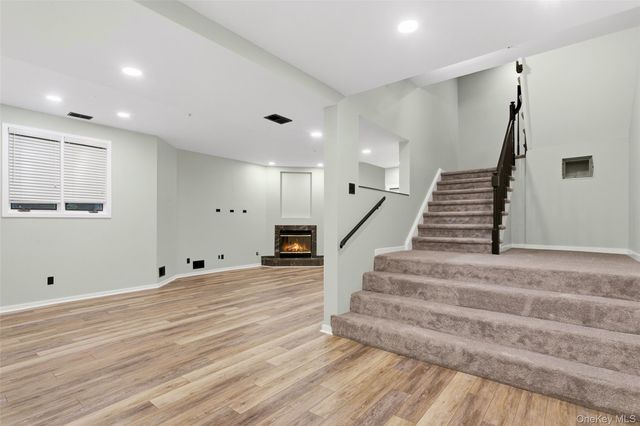 135 Boulder Ridge Road E-87, Scarsdale, NY 10583