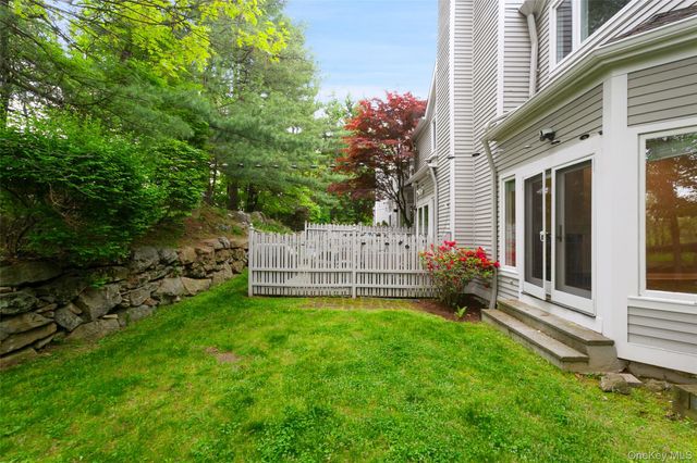 135 Boulder Ridge Road E-87, Scarsdale, NY 10583