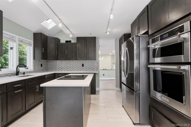 135 Boulder Ridge Road E-87, Scarsdale, NY 10583