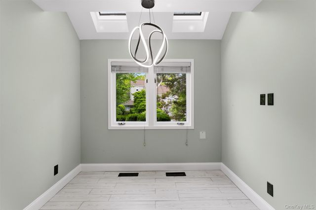 135 Boulder Ridge Road E-87, Scarsdale, NY 10583