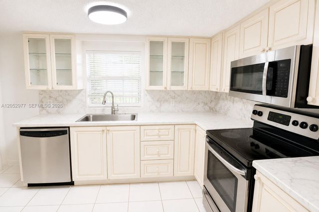 765 W 23rd Street 1, Hialeah, FL 33010