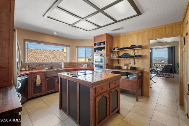 14842 N MAYFLOWER Drive, Fountain Hills, AZ 85268