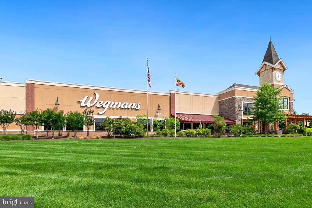 Image 57 of property listing at 12420 DEOUDES RD, Boyds, MD 20841