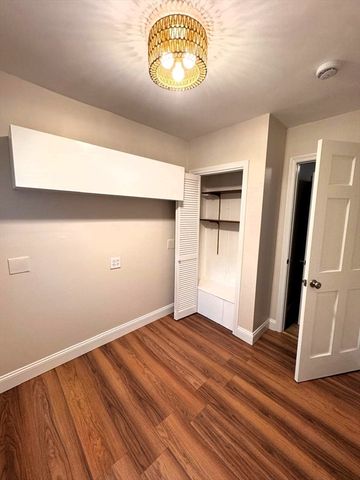 38 Hunting St 2, Cambridge, MA 02141