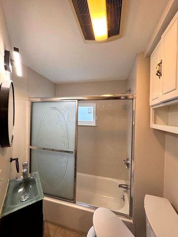38 Hunting St 2, Cambridge, MA 02141