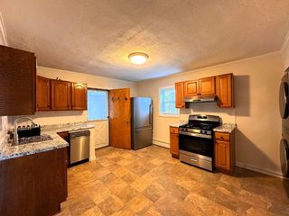 38 Hunting St 2, Cambridge, MA 02141