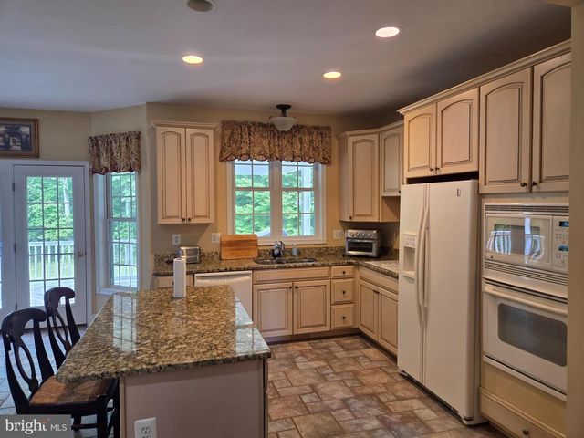 1478 SPOTSWOOD DR, Locust Grove, VA 22508