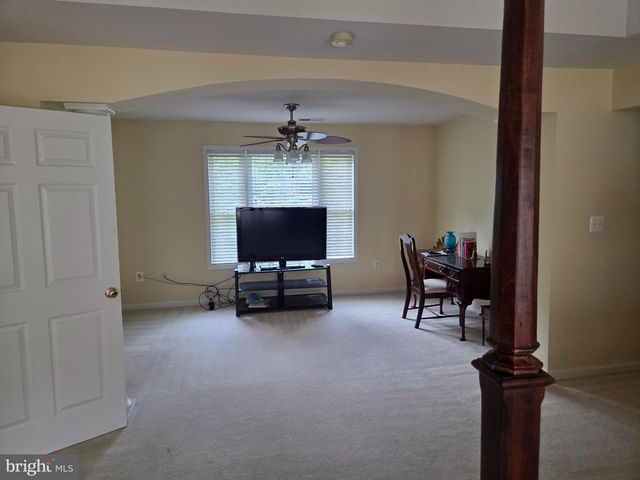 1478 SPOTSWOOD DR, Locust Grove, VA 22508