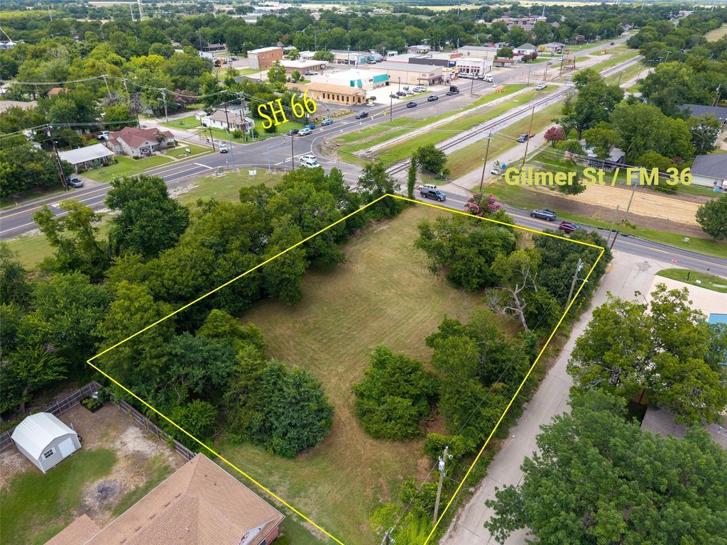 2209 Gilmer Street, Caddo Mills, TX 75135