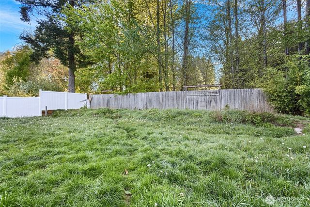 2410 Westlake Drive SE, Lacey, WA 98503