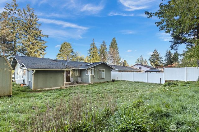 2410 Westlake Drive SE, Lacey, WA 98503