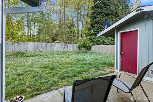 2410 Westlake Drive SE, Lacey, WA 98503