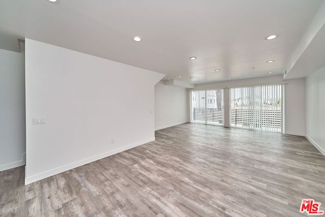 603 W 41st Place, Los Angeles, CA 90037