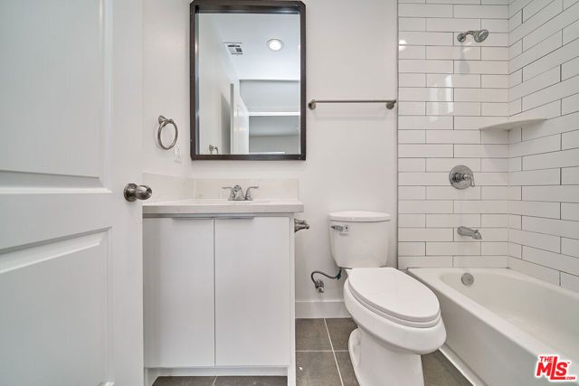 603 W 41st Place, Los Angeles, CA 90037