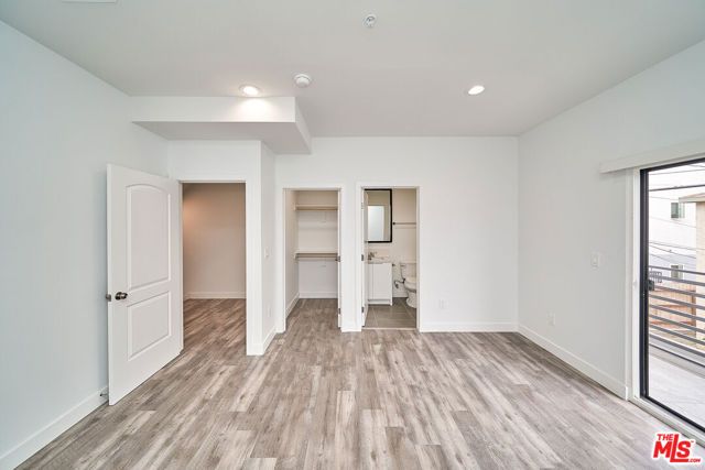 603 W 41st Place, Los Angeles, CA 90037