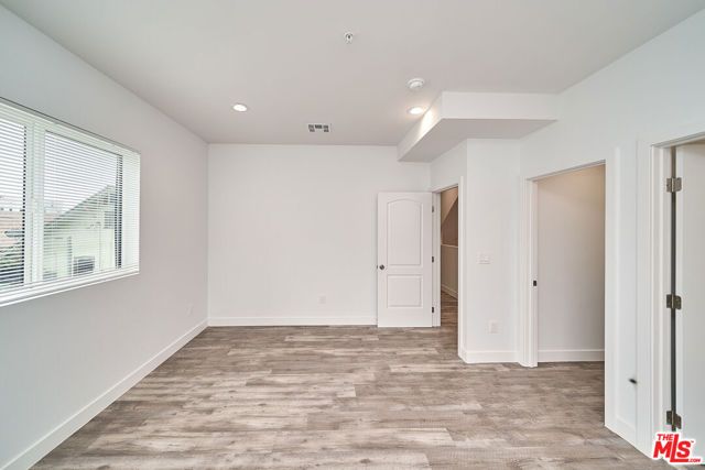 603 W 41st Place, Los Angeles, CA 90037