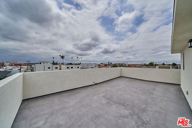 603 W 41st Place, Los Angeles, CA 90037
