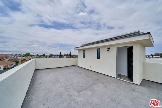 603 W 41st Place, Los Angeles, CA 90037