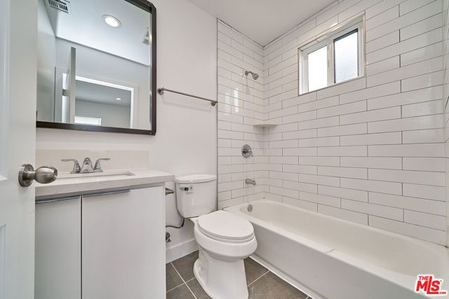 603 W 41st Place, Los Angeles, CA 90037