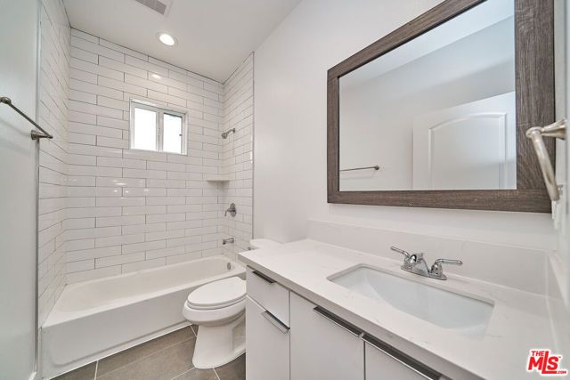 603 W 41st Place, Los Angeles, CA 90037